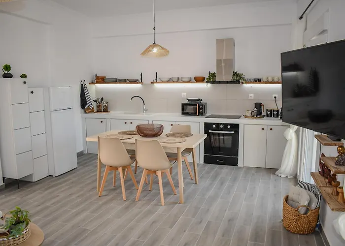 Sea Breeze Скиатос