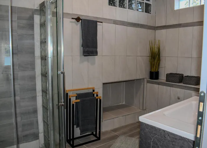 Sea Breeze Апартаменты *