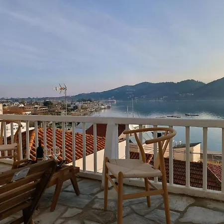 Sea Breeze Скиатос