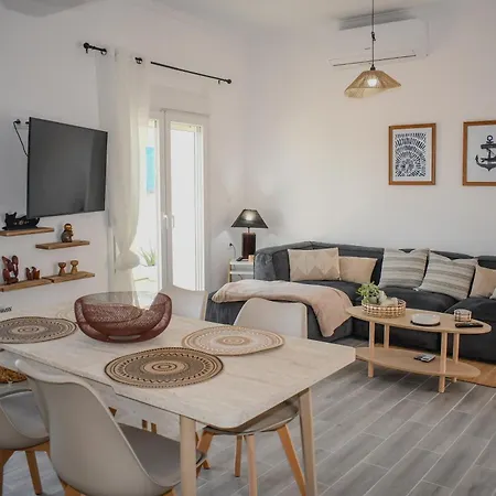 Апартаменты Sea Breeze *